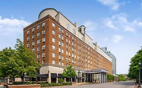 Hilton Orrington/Evanston